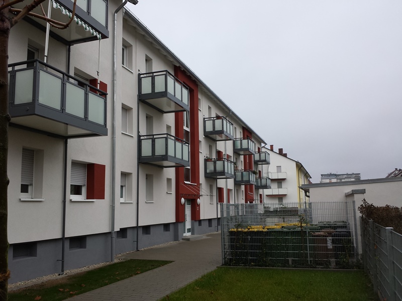 Steinmauerner Straße 12, 12a